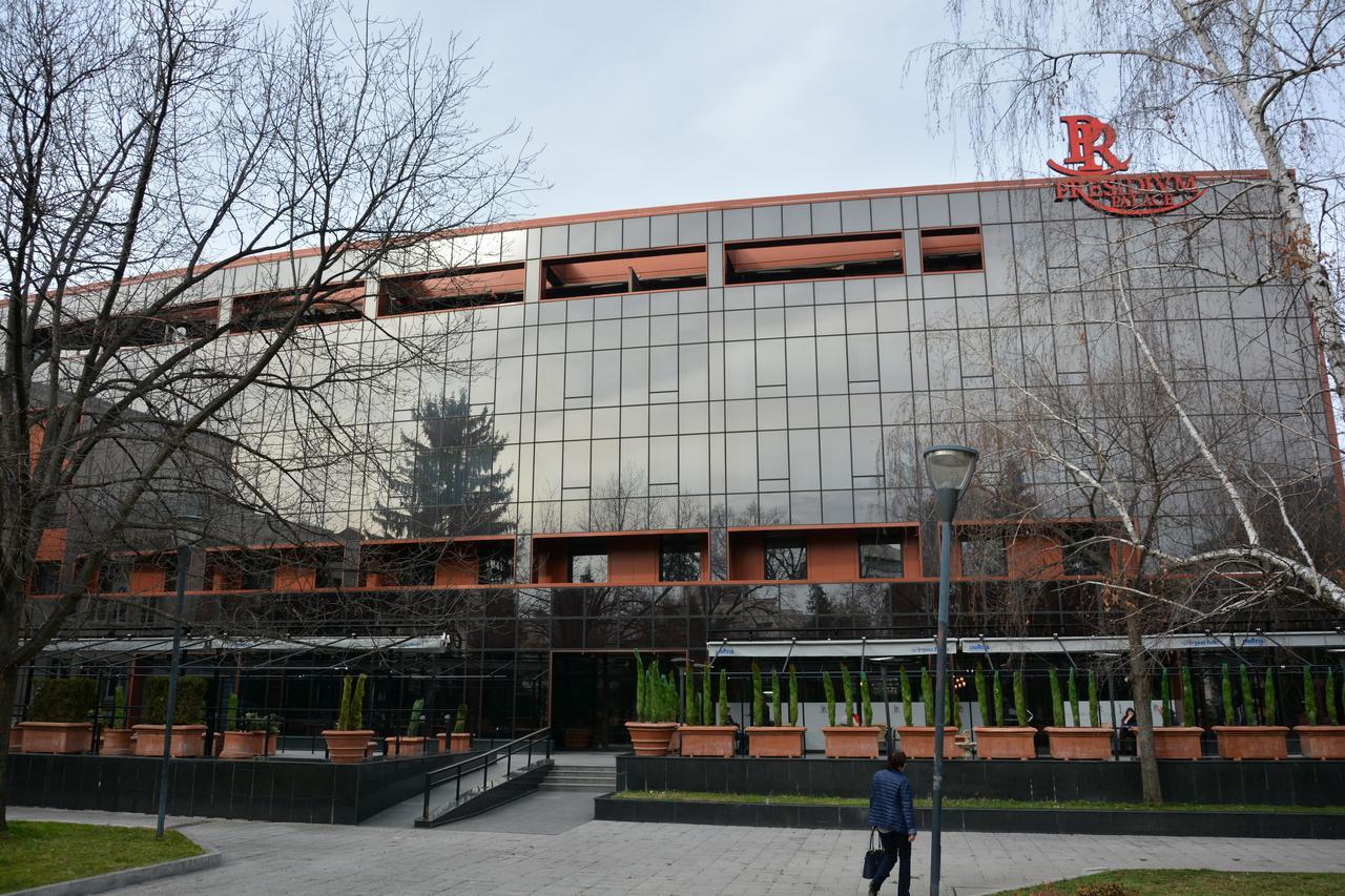 Hotel Presidivm Palace Lovech Exterior foto